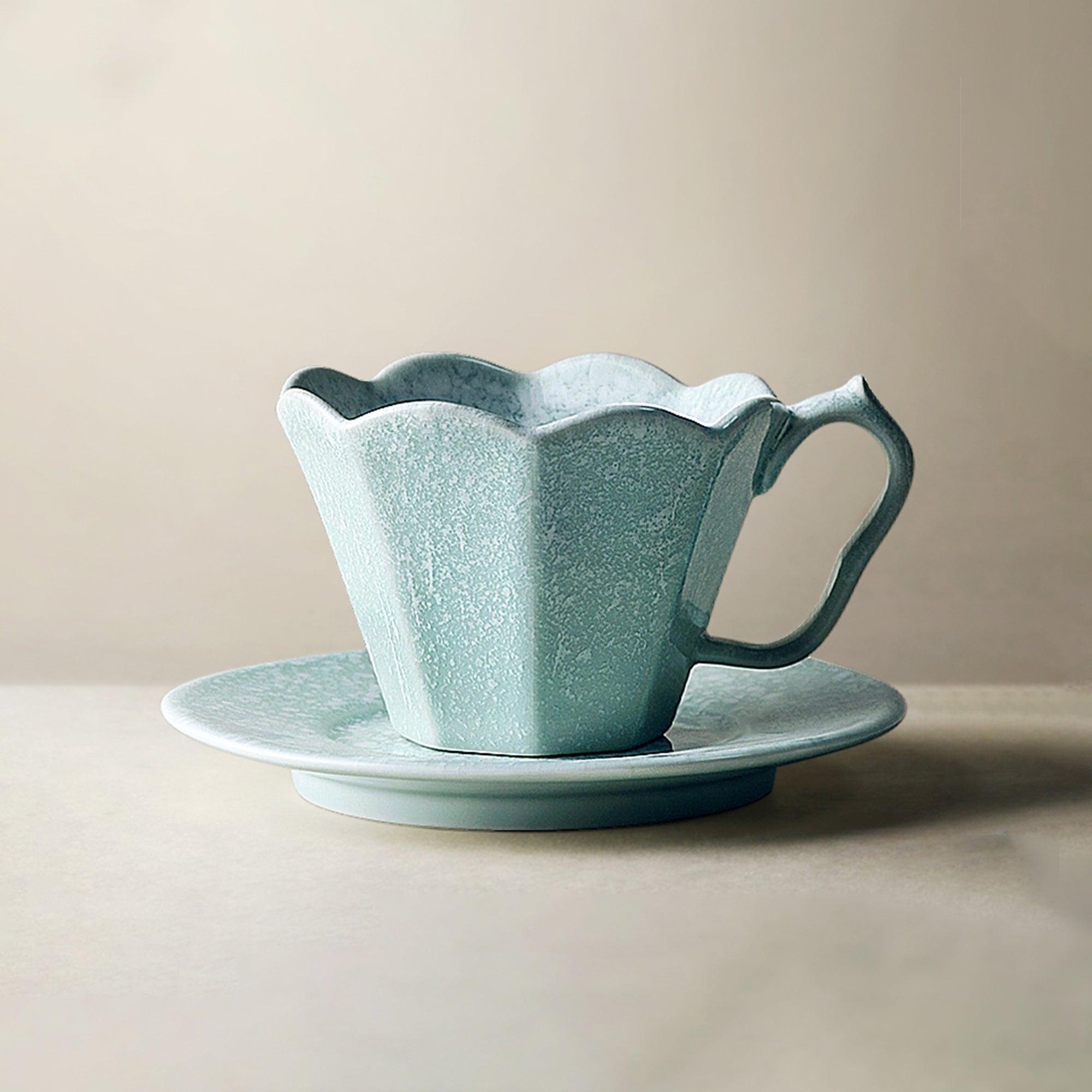 http://eunaliving.com/cdn/shop/products/japanese-simple-snowflake-glaze-coffee-cup-with-saucer-eunaliving-1.jpg?v=1656836360