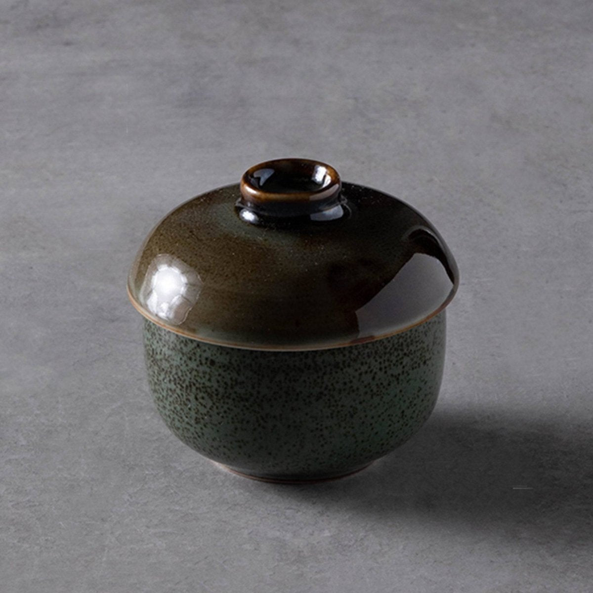 https://eunaliving.com/cdn/shop/products/ceramic-stew-pot-with-lid-eunaliving-187643.jpg?v=1662604935