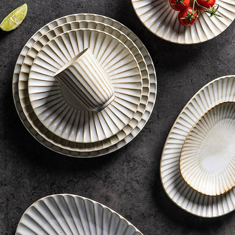 Daisy Minimalist Ceramic Sub Oval Dish - Eunaliving