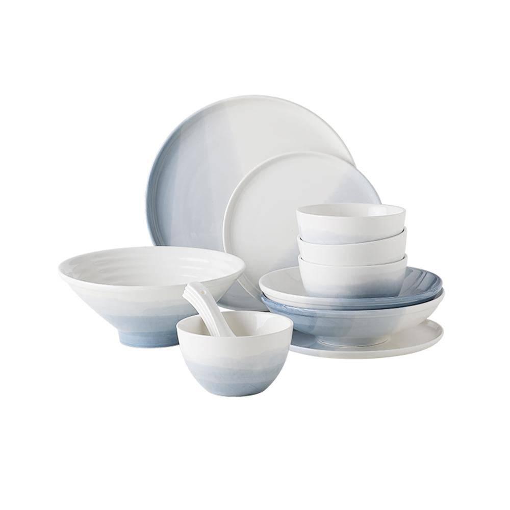 https://eunaliving.com/cdn/shop/products/hand-painted-gradient-blue-bowl-and-plate-set-eunaliving-972594.jpg?v=1663035625