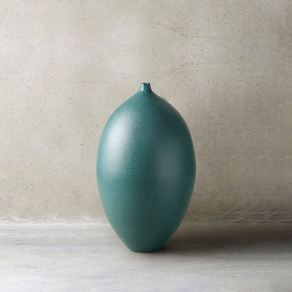 Handmade Ceramic Decorative Minimalist Artwork Vase - Eunaliving