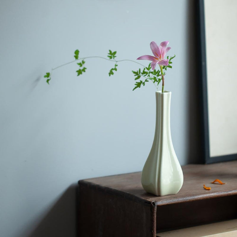 Handmade Ceramic Small Vase - Eunaliving