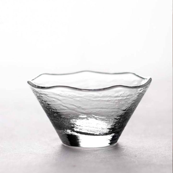 https://eunaliving.com/cdn/shop/products/handmade-clear-glass-crystal-cup-eunaliving-354450_600x.jpg?v=1658249496