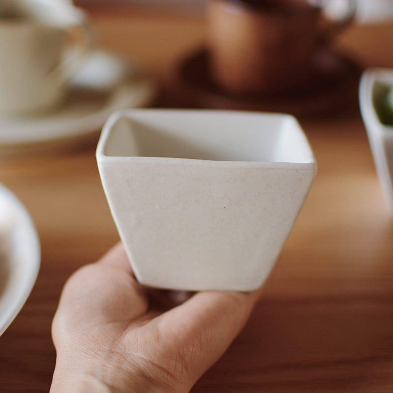 Handmade white square bowl - Eunaliving