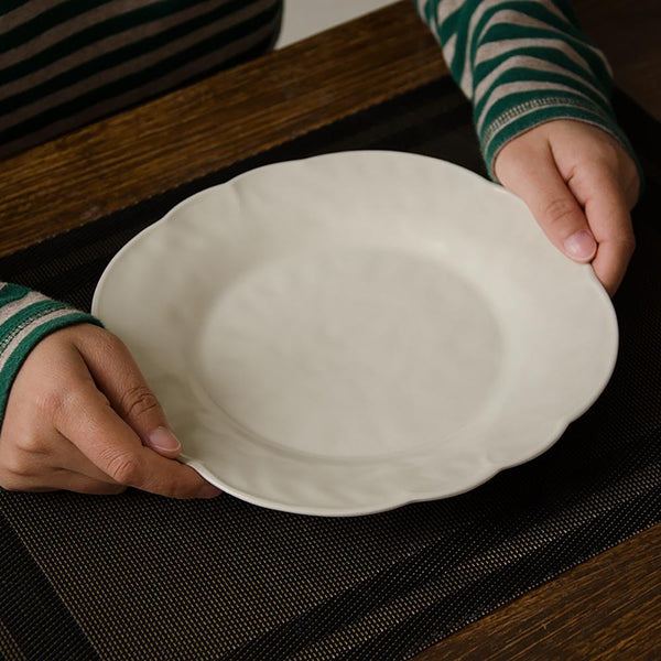 Japanese Style Grasswood Ash Petal Flat Plate - Eunaliving