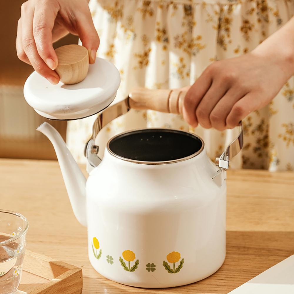 Karaca Retro Enamel Teapot Set, Titanium, Tea Infuser 1.1 L -  2.4 lb, Water Pot 2.3 L - 5.1 lb, Red, Suitable for Induction, Tea Maker,  Kettle, Turkish Tea Kettle, Tea Maker: Teapots