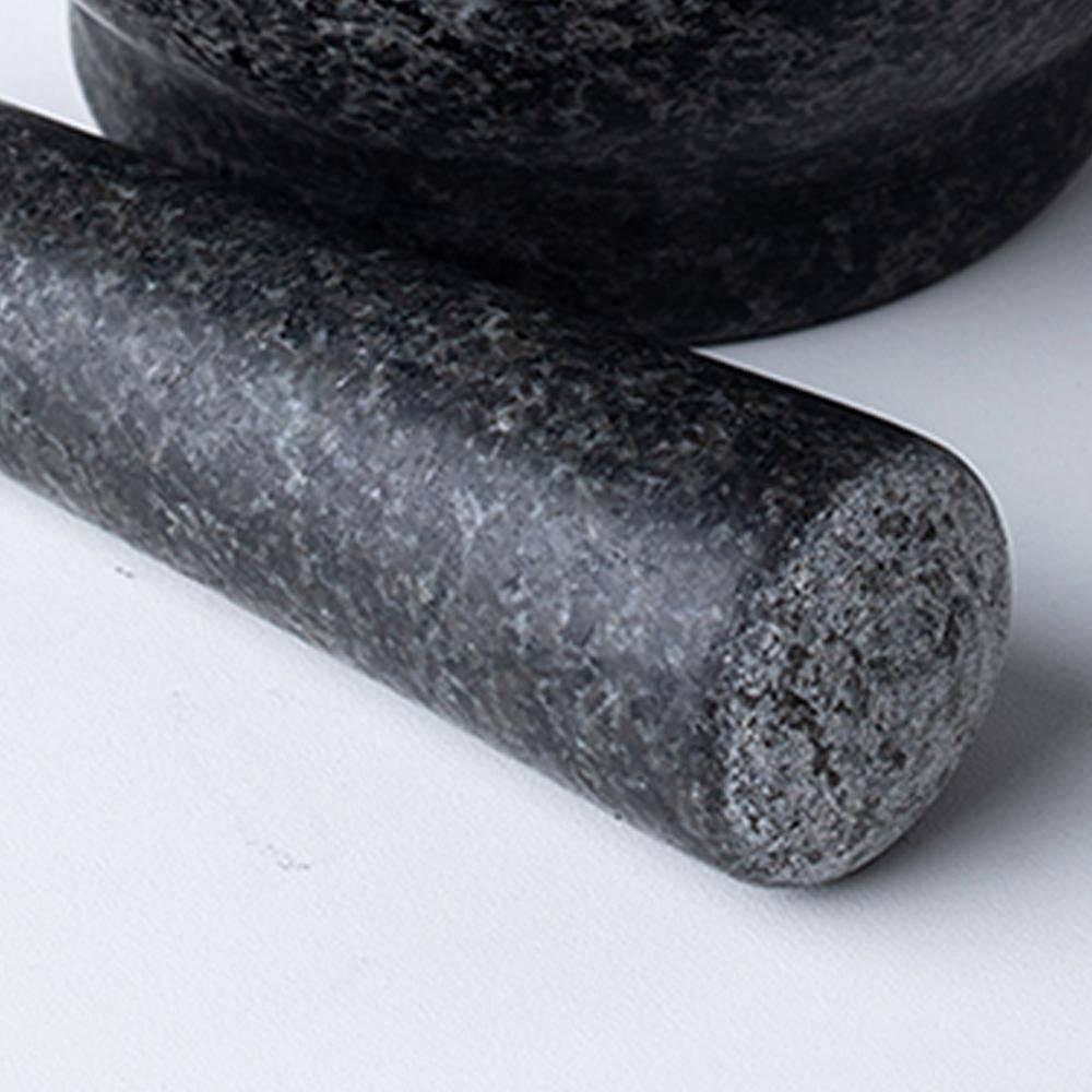 https://eunaliving.com/cdn/shop/products/natural-marble-grinder-garlic-pounder-eunaliving-7.jpg?v=1662626535