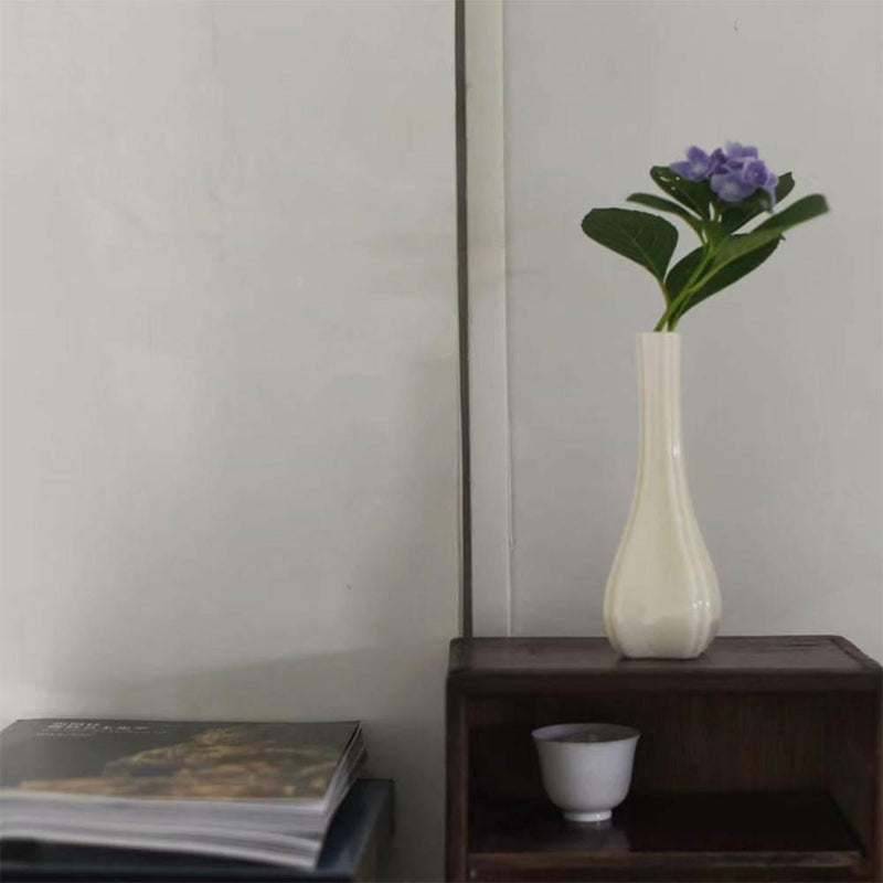 Playthings Grasswood Grey Small Ceramic Vase - Eunaliving
