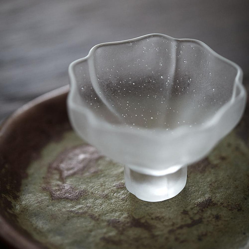 Japanese Style Tall Glass Petal Mug - Eunaliving