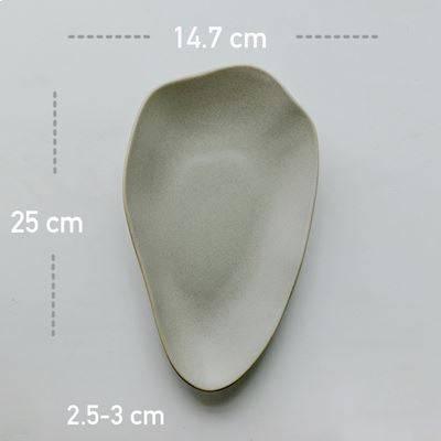 Shaped Simple Ceramic Plate - Eunaliving